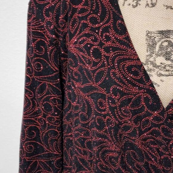 Dressbarn cross front red metallic trim long sleeve special occasion blouse plus - Picture 4 of 6